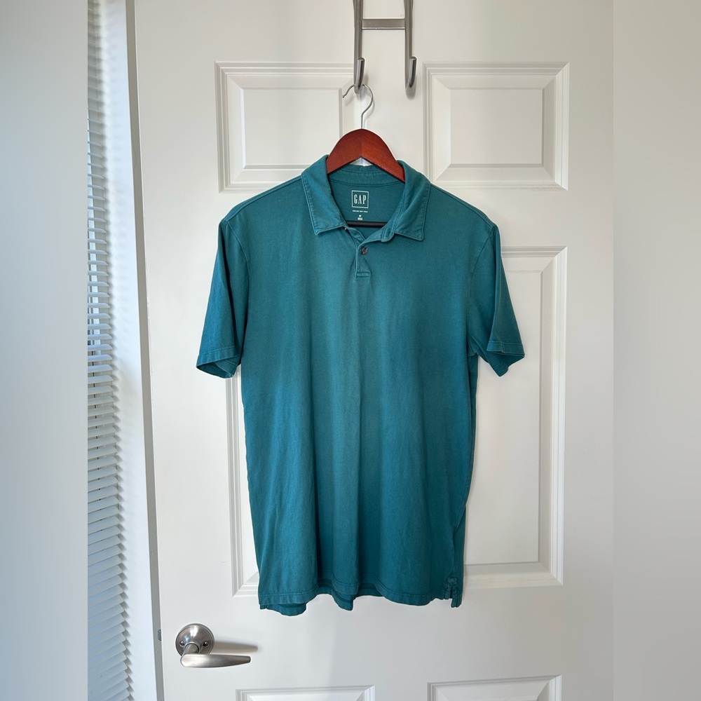 GAP Men’s Medium Polo Shirt